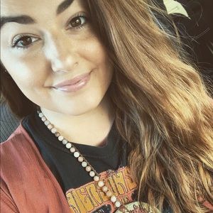 Meet your Posher, Brit